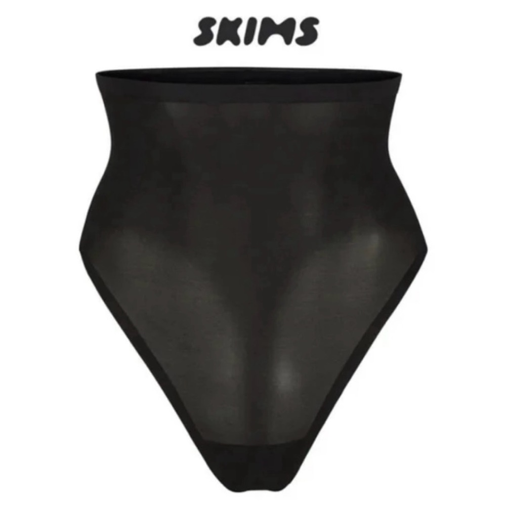 NWT SKIMS Sheer Sculpt Onyx High-Waisted Thong Medium